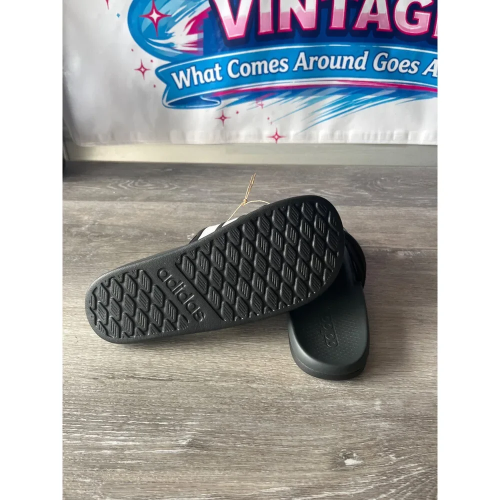 Adidas Adilette Comfort 2.0 (Size M6 W7)